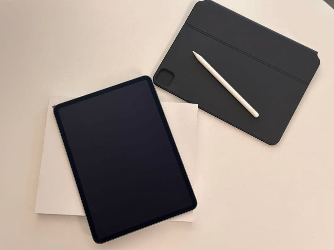 iPad Pro 11インチ Magic KB & apple Pencil付き