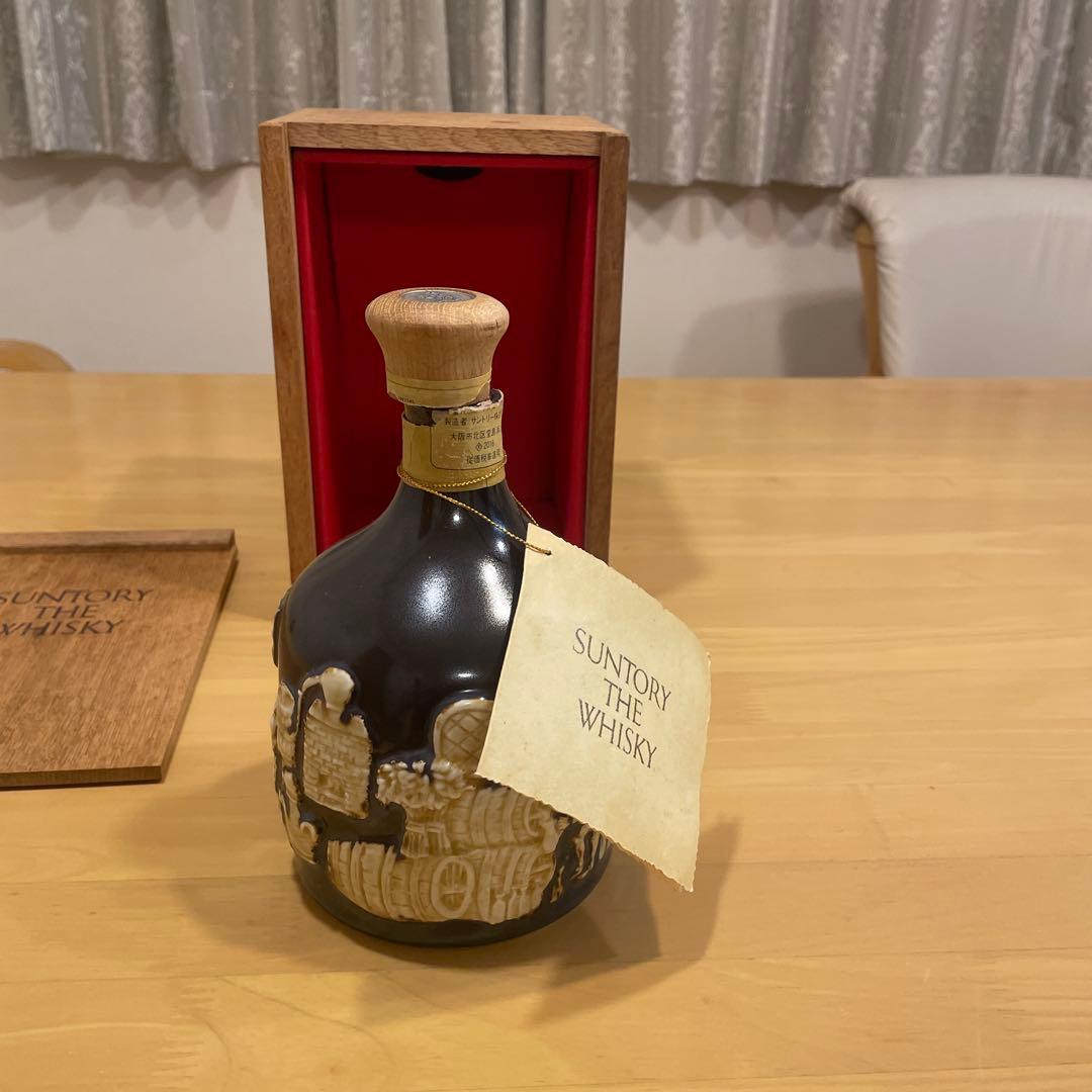 A*n様 Suntory THE WHISKY 木製ボックス入り