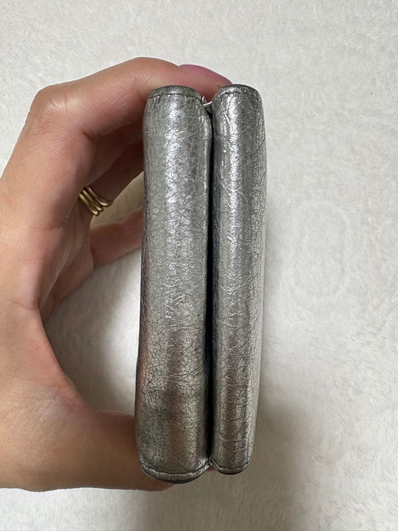 BALENCIAGA バレンシアガ　三つ折りウォレット　シルバー　財布