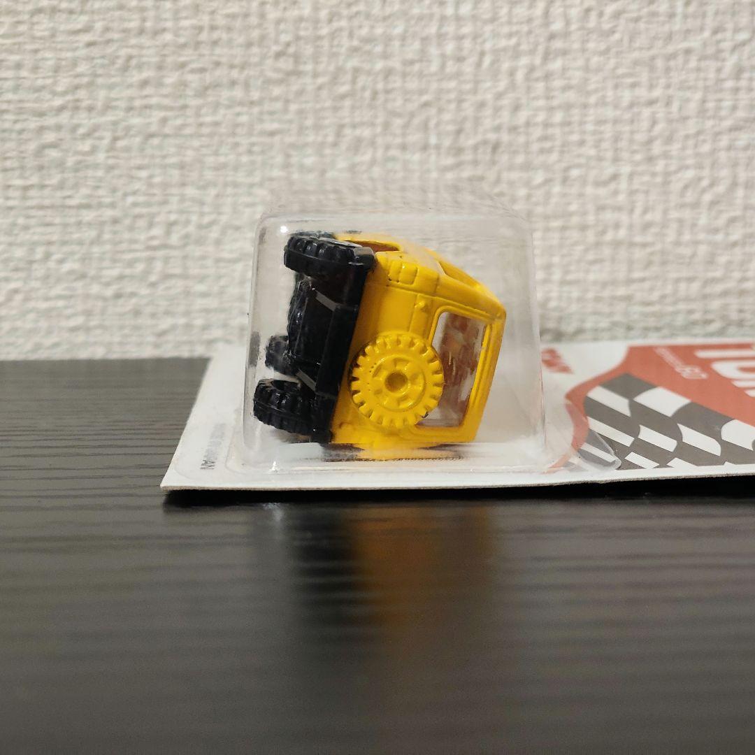 未開封　TOMICA　トミカ　三菱パジェロ　黄色　ブリスターパック