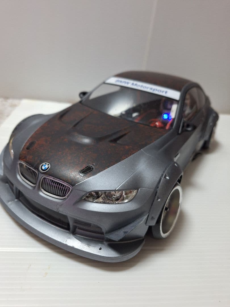 10分1ラジコンボディ、BMW