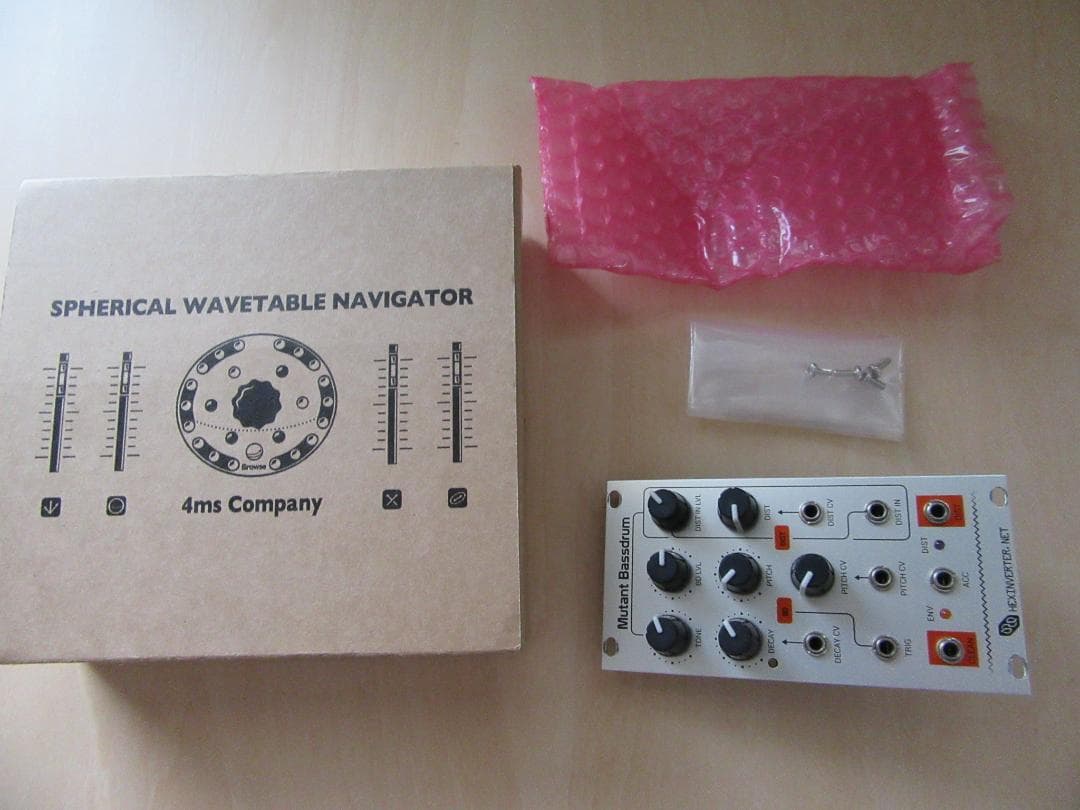 Hexinverter / Mutant Bassdrum ユーロラック