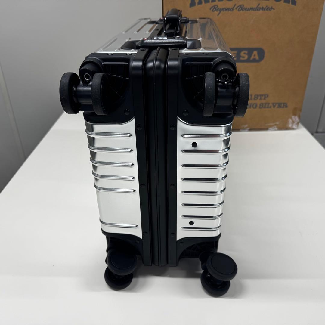 innovator スーツケース INV1811STP