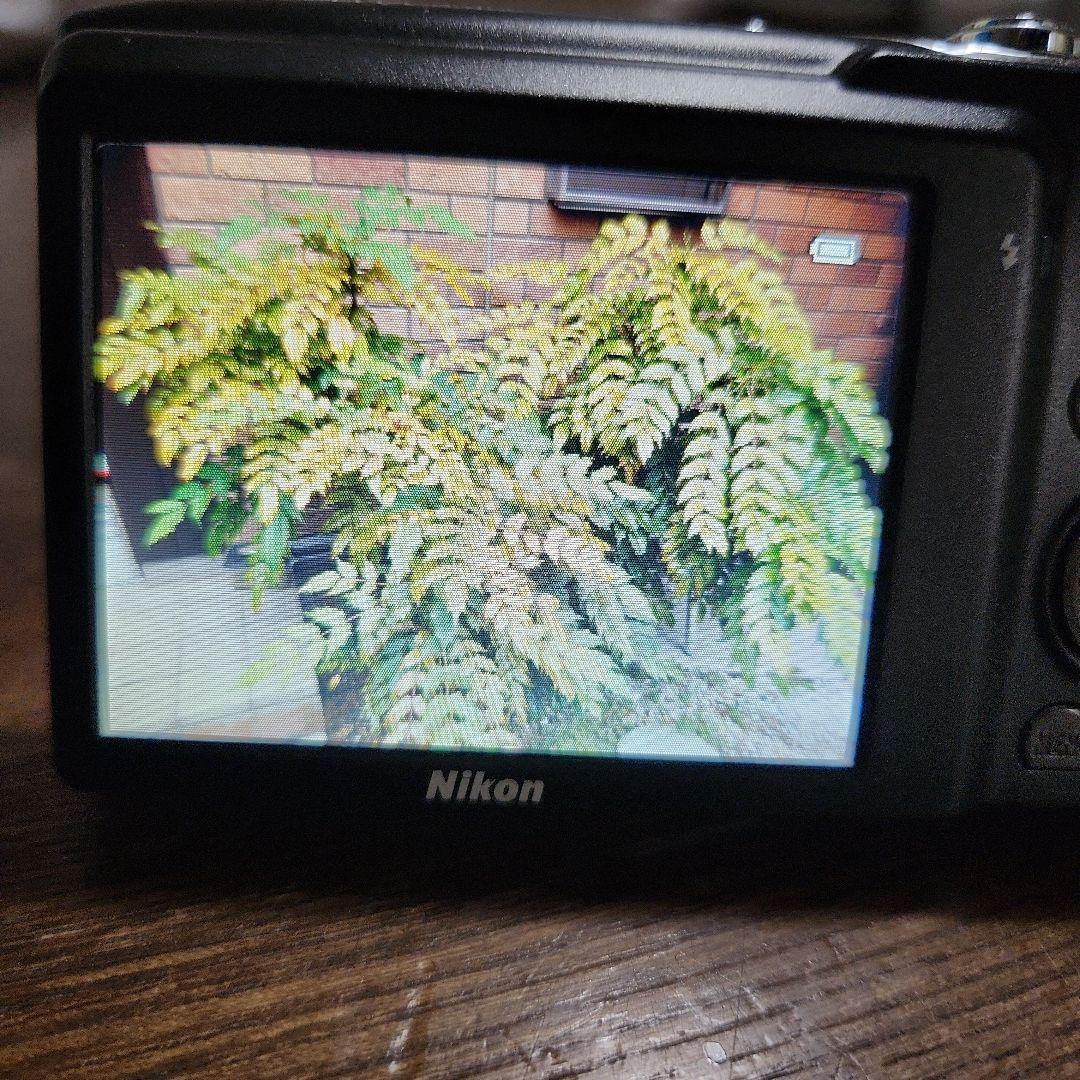 Nikon COOLPIX デジタルカメラ
