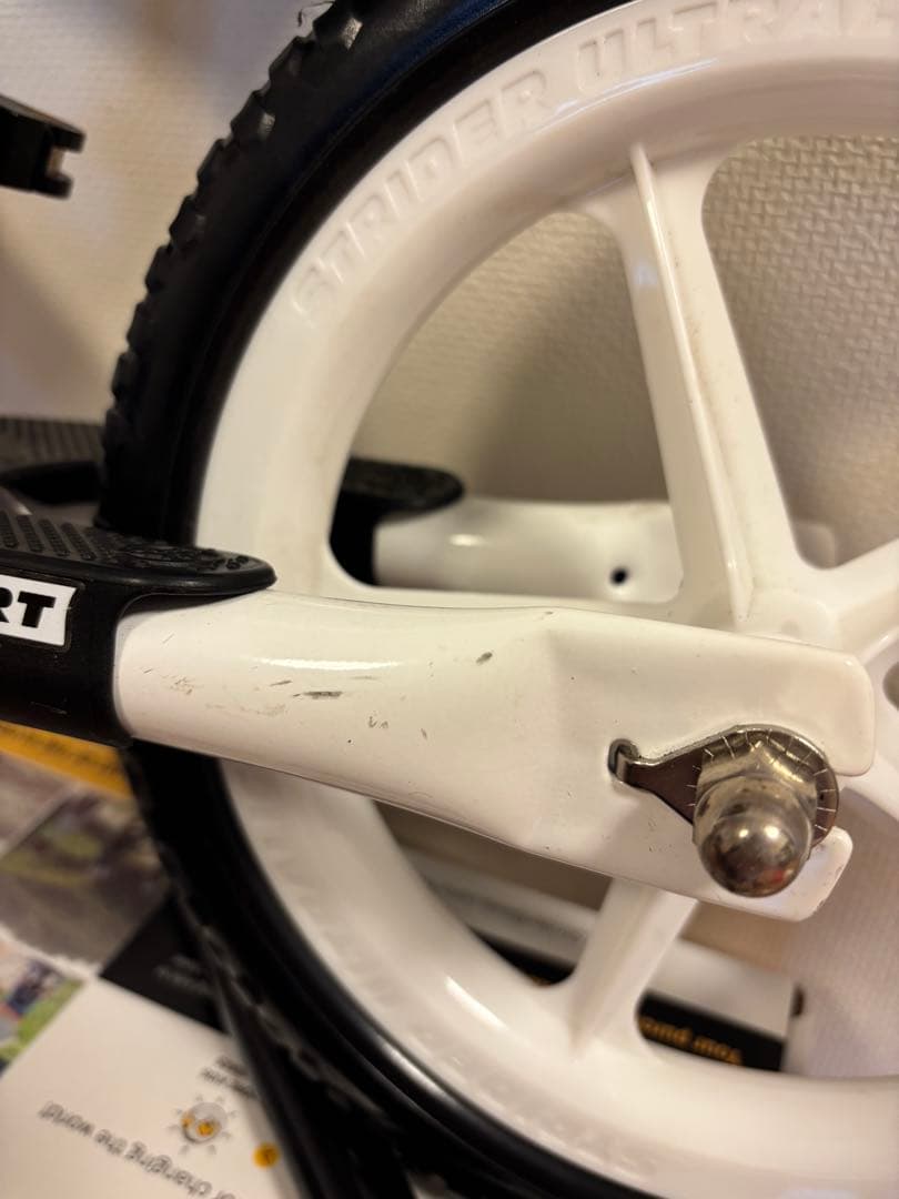 【美品】STRIDER スポーツ12インチ　セーブザ・チルドレン　非売品バッグ付