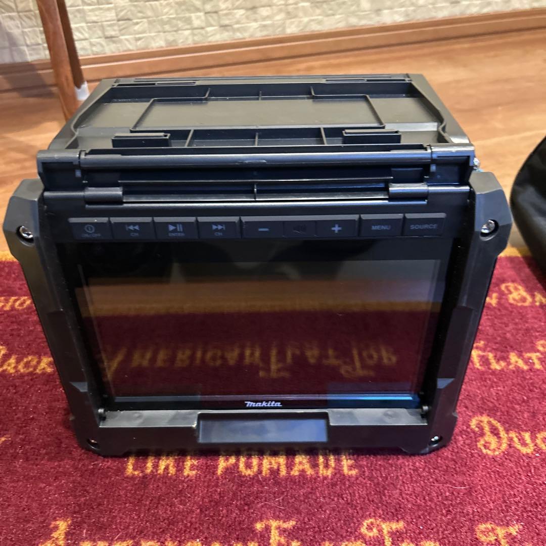 おまけ付き！マキタ充電式ラジオ付テレビ TV100+ツールバッグ　中古美品