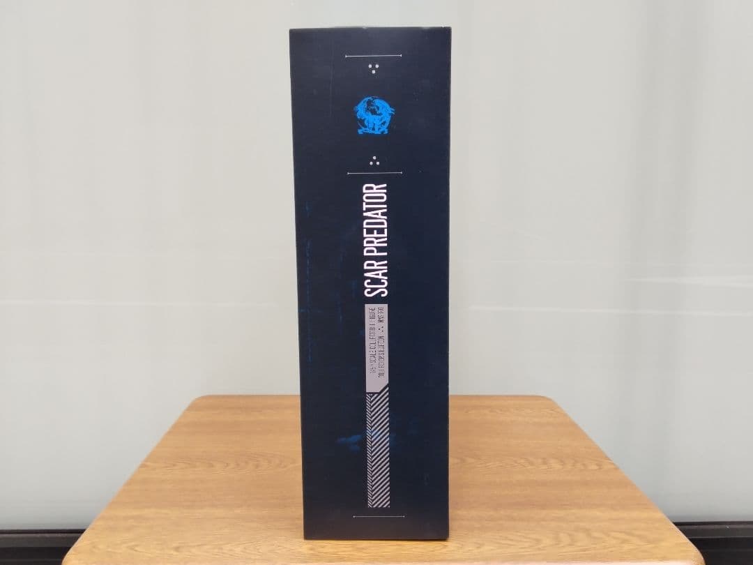 ひ*ジ様 ホットトイズ　AVP【スカープレデター（２.０版）】1/6フィギュア