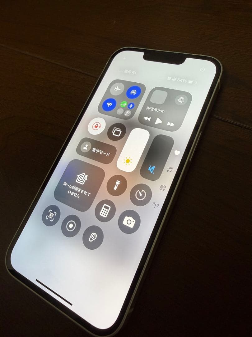 Apple iPhone 13 ホワイト 本体 充電ケーブル付き