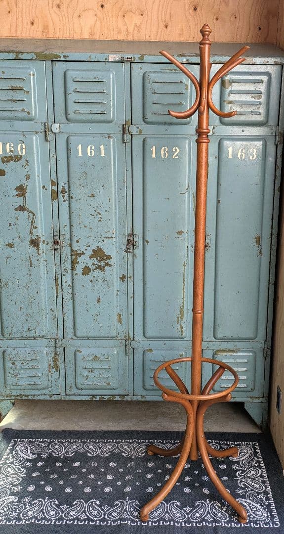 オレオ　【美品】unico TON ウニコ トン社 ポールハンガー コート