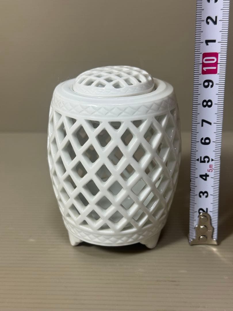 2182  鍋島焼　白磁 透かし 香炉