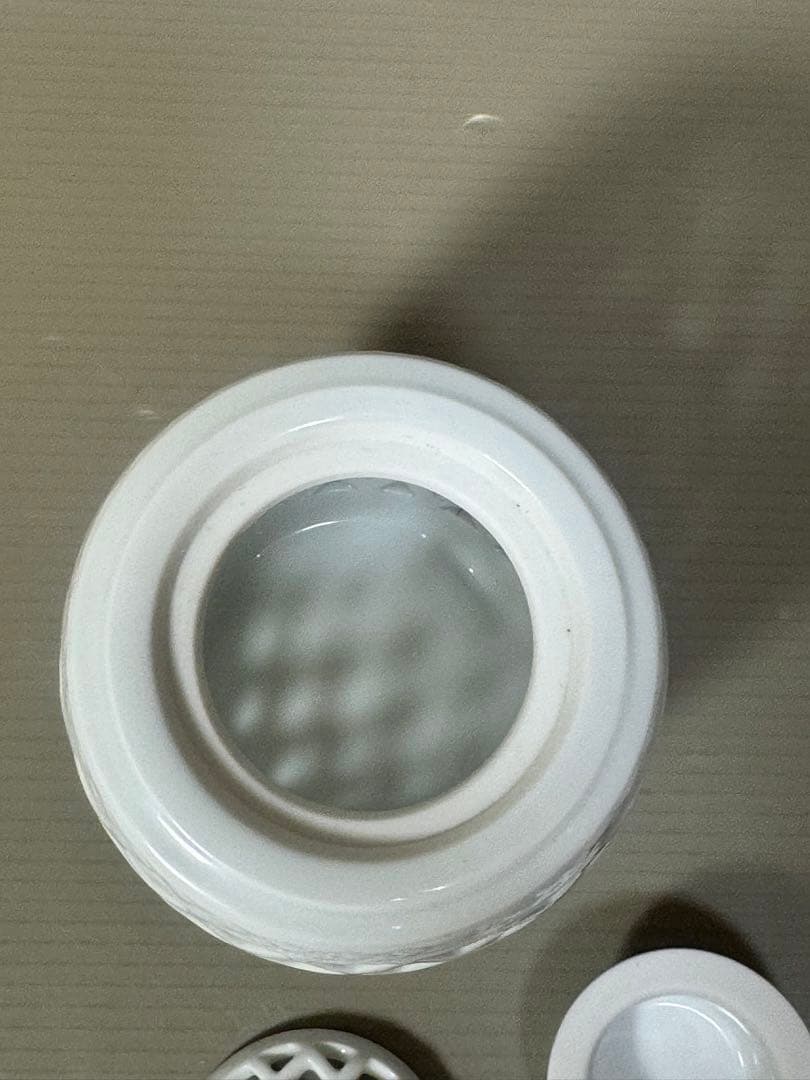 2182  鍋島焼　白磁 透かし 香炉