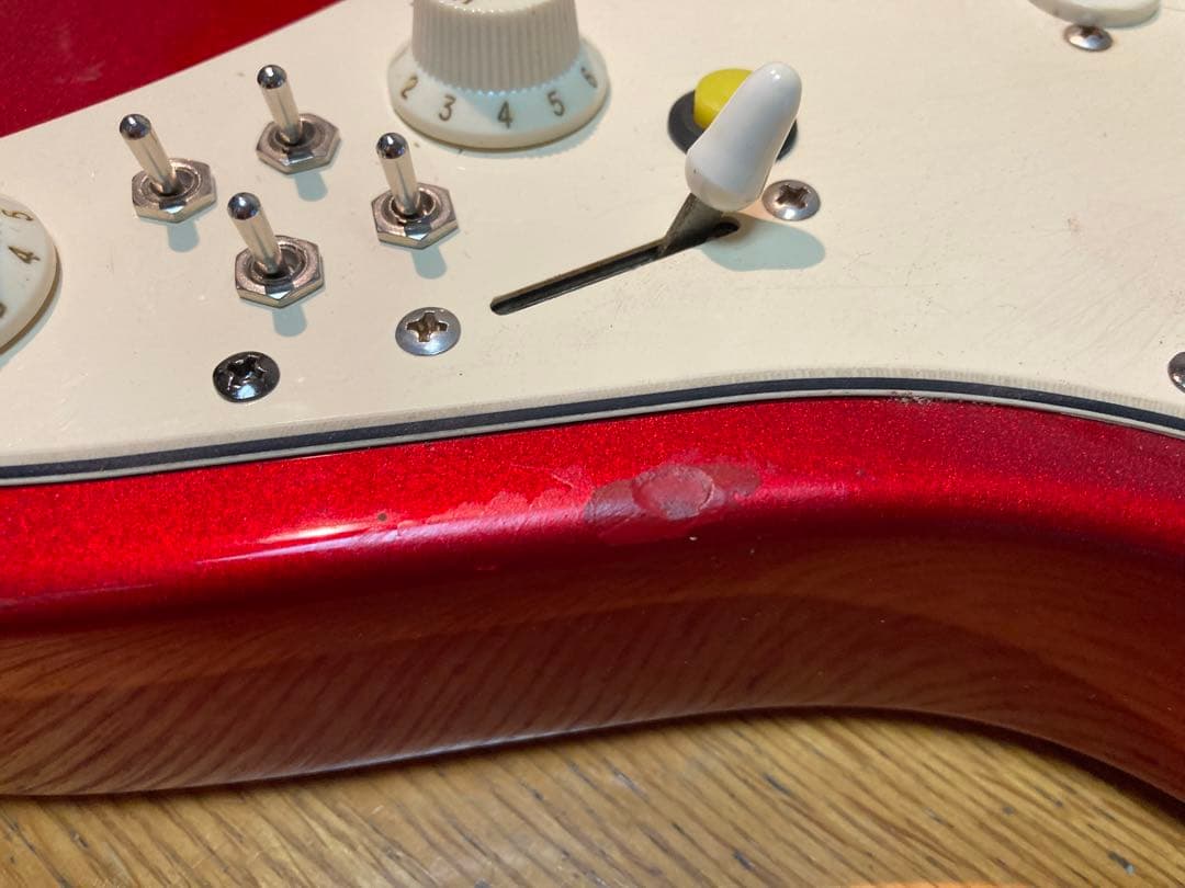 ☆鮮やかなメタリックレッド　新機能満載　Ibanez GIO ST