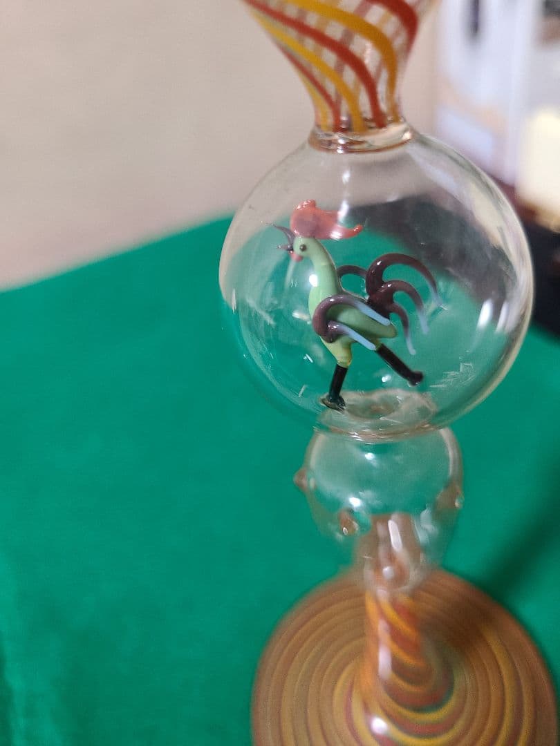 オーストリア　アンティークビミニ　フィギュア入りグラス