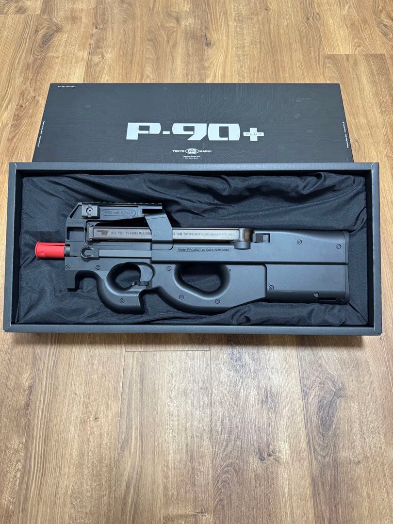 【最終値下げ】P90+ 電動ガン カスタムパーツ込み