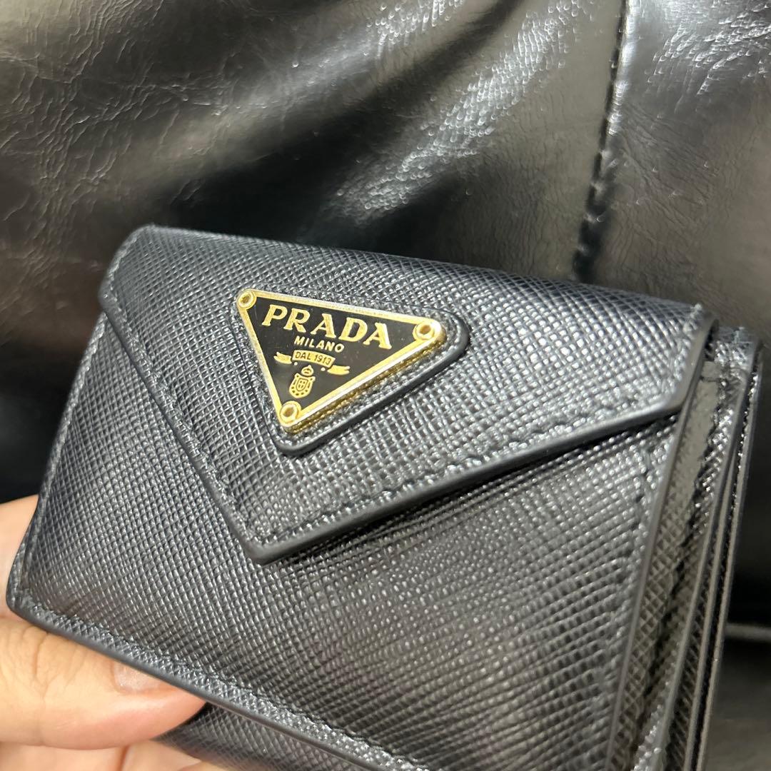 PRADA プラダ サフィアーノ ゴールド三角バッジ 財布 ブラック ウォレット