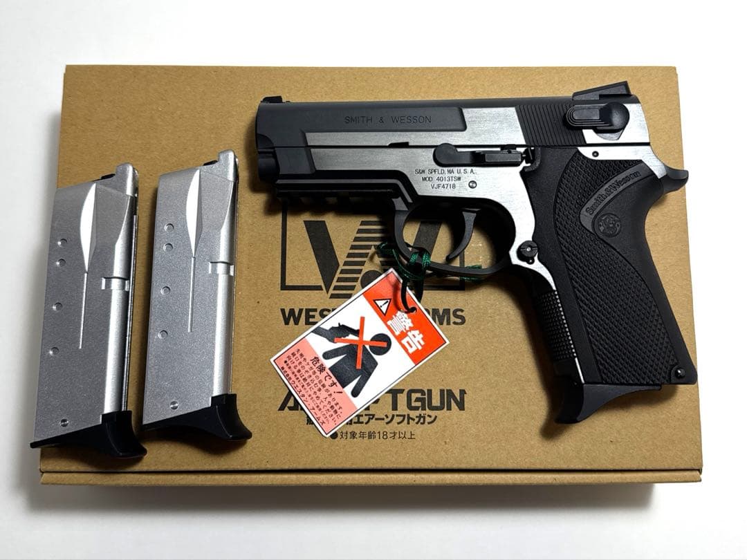 WA【S&W】M4013 TSW カーボンブラックHW ver. 予備マガ付き