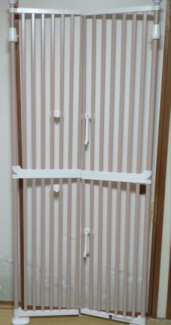 ねこ脱走防止ゲ―ト