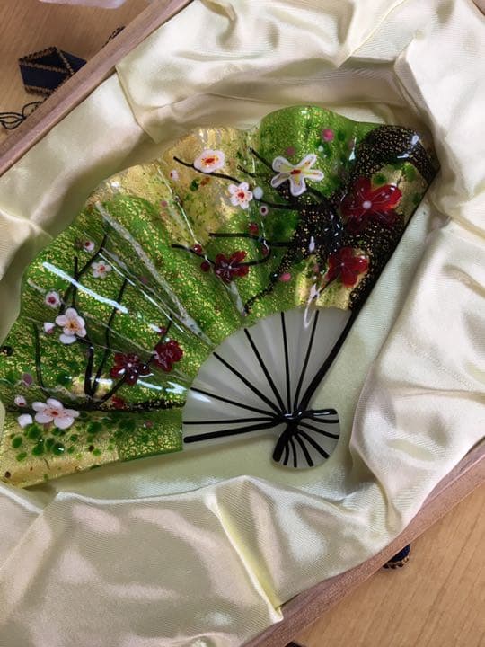 レア　美品　黒木国昭　ガラス扇面飾り
