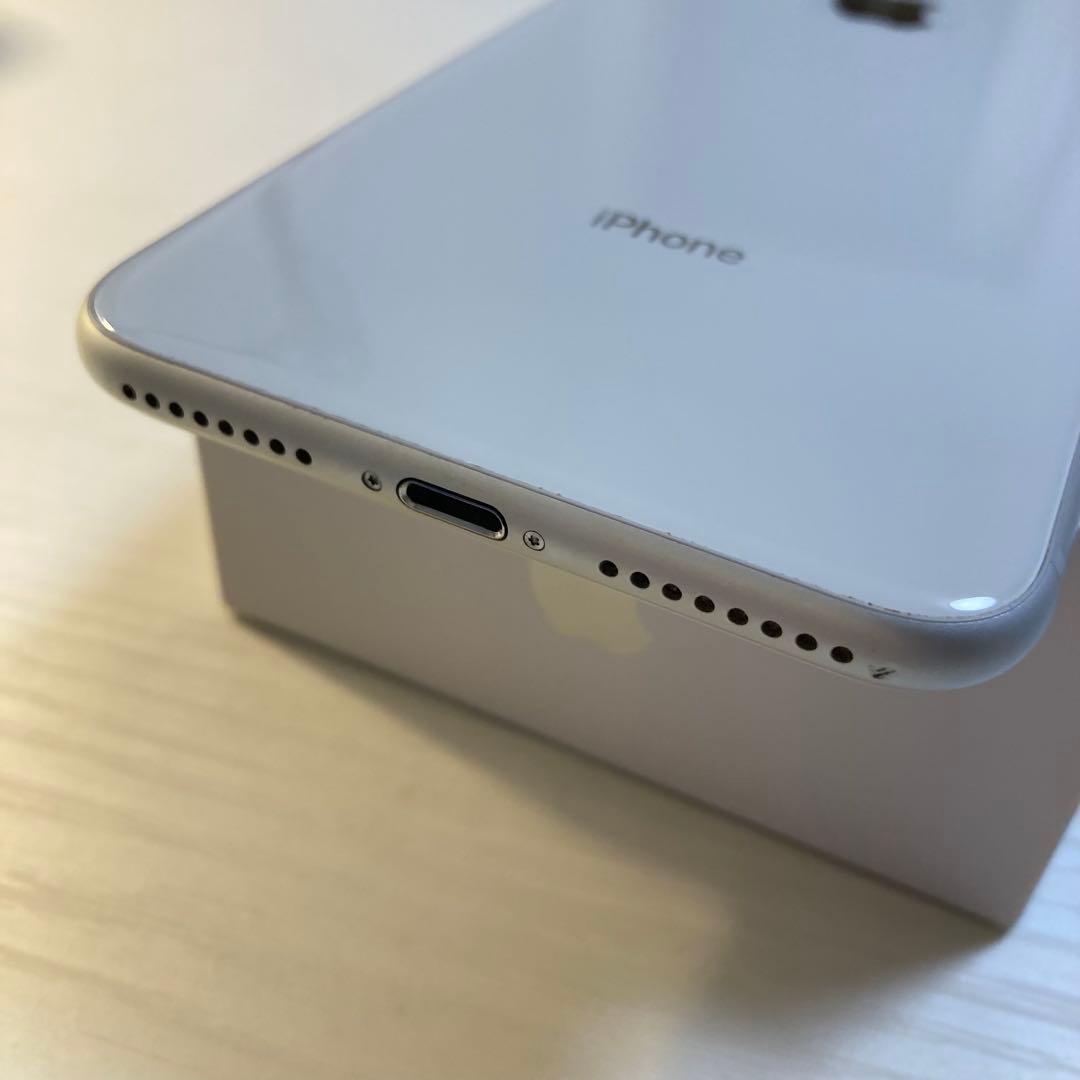 iPhone8Plus 64GB シルバー SIMロック解除済