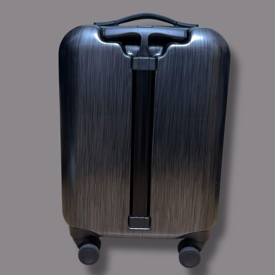 エンポリオアルマーニ ビッグロゴ キャリーケース ヘアライン柄 シルバーグレー