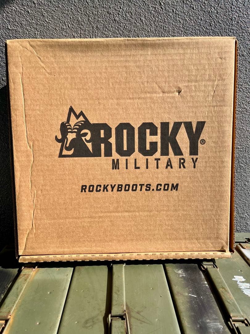米軍放出未使用品Rocky社 米国製タクティカルブーツスチールトゥ入り 28cm