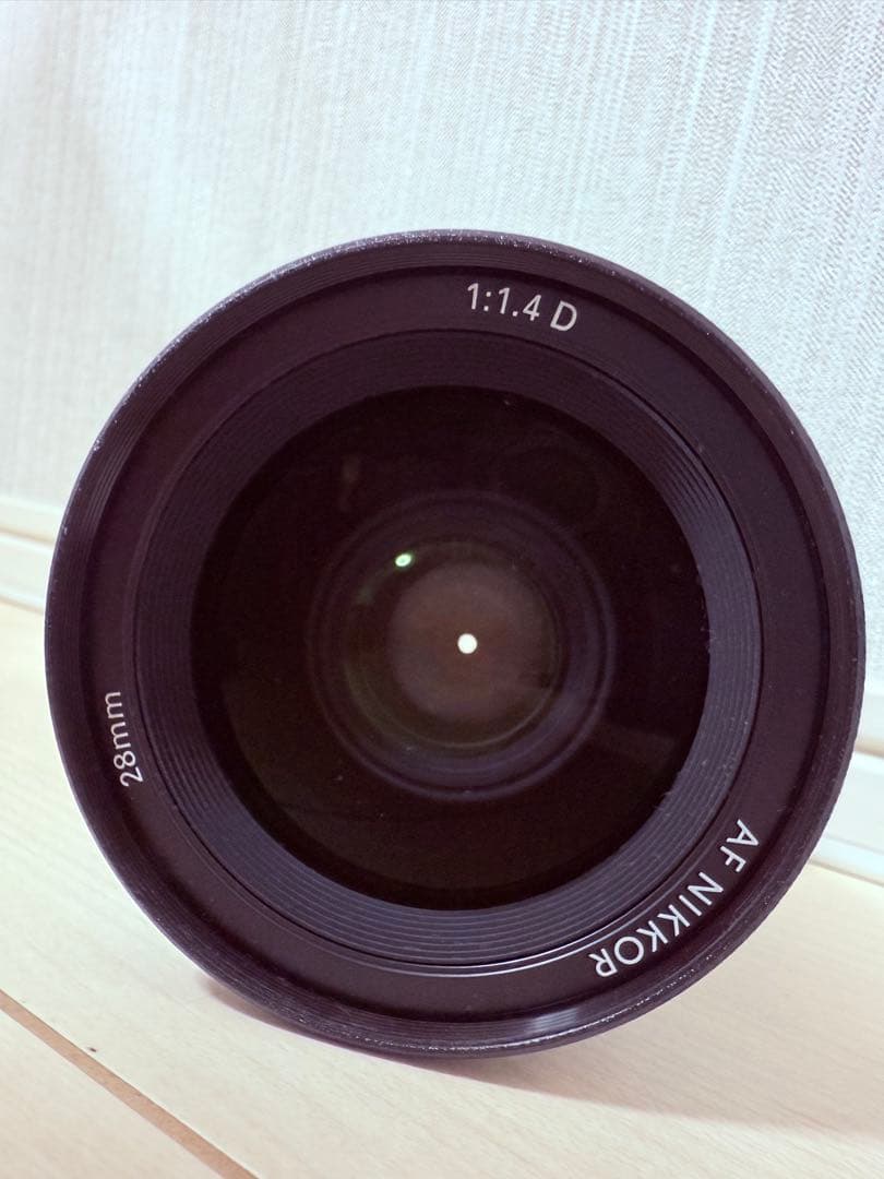 【美品】Nikon (ニコン) AF NIKKOR 28mm 1:1.4 D