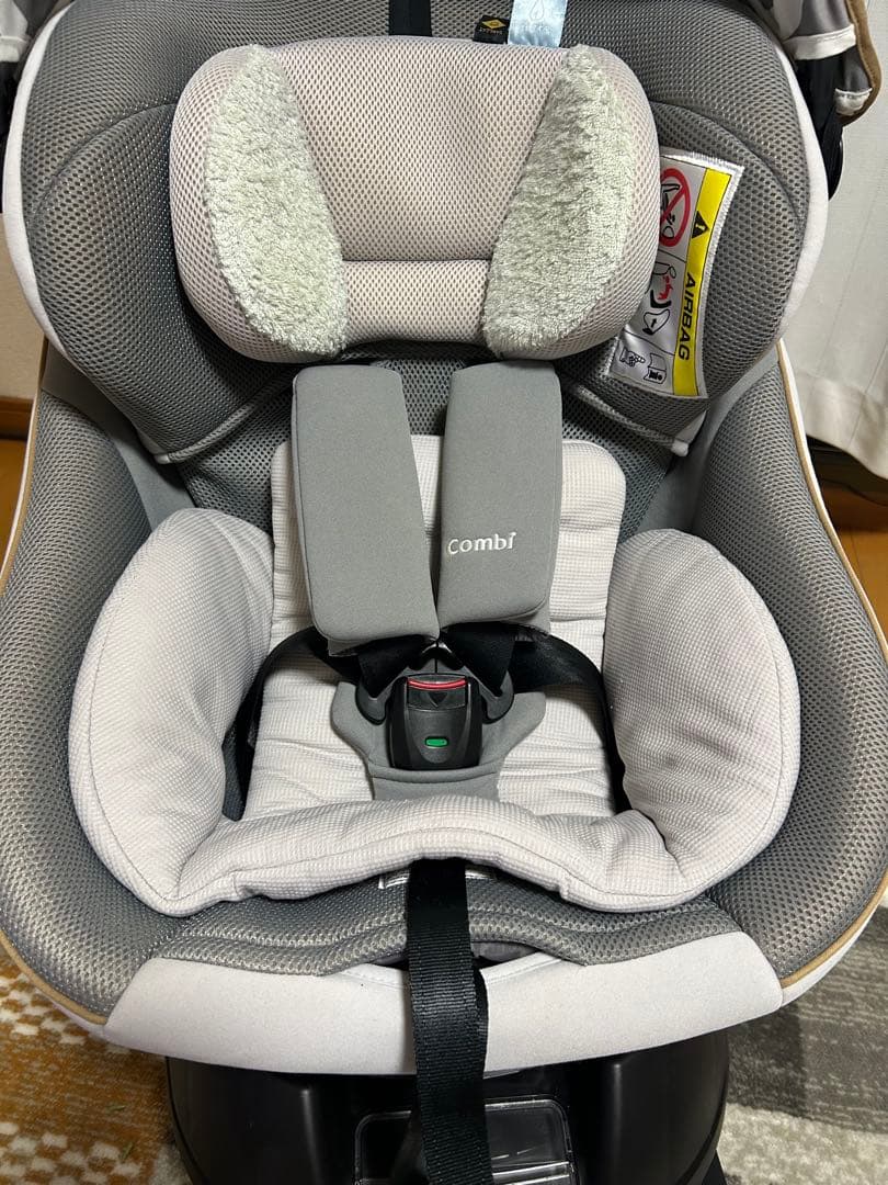 美品　コンビ　クルムーヴスマート　ISOFIX エッグショックJL-540グレー