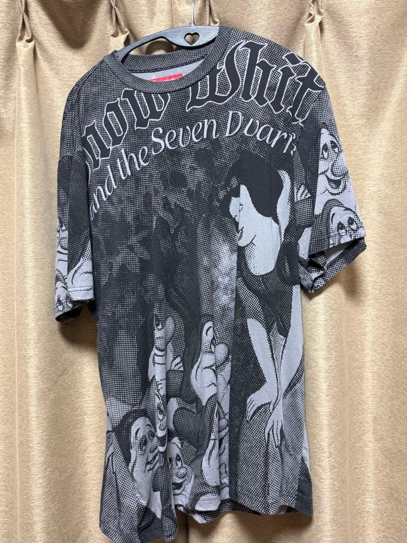 ［PEACE］Supreme  White S/S Top