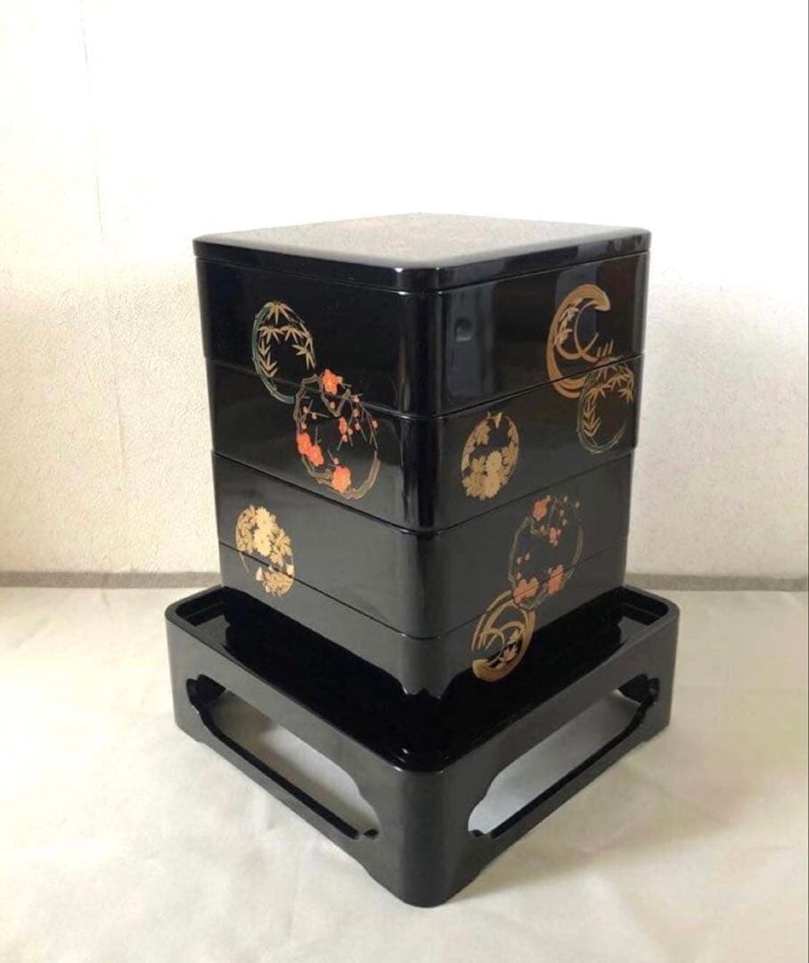 能登 輪島塗 花丸四君子蒔絵四段重箱 二枚蓋 重台付 漆器 重箱 未使用品