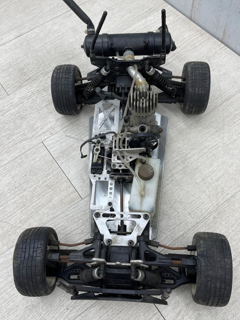 京商 1/8 アウディ クワトロ GS21 ラジコン エンジンカー シャーシ