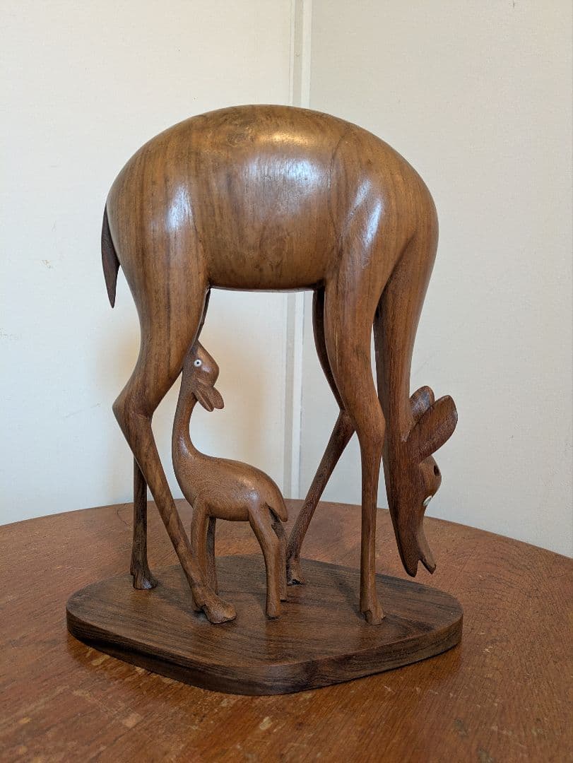 ヴィンテージ 木製 木彫りのオブジェ 母鹿と子鹿 チーク