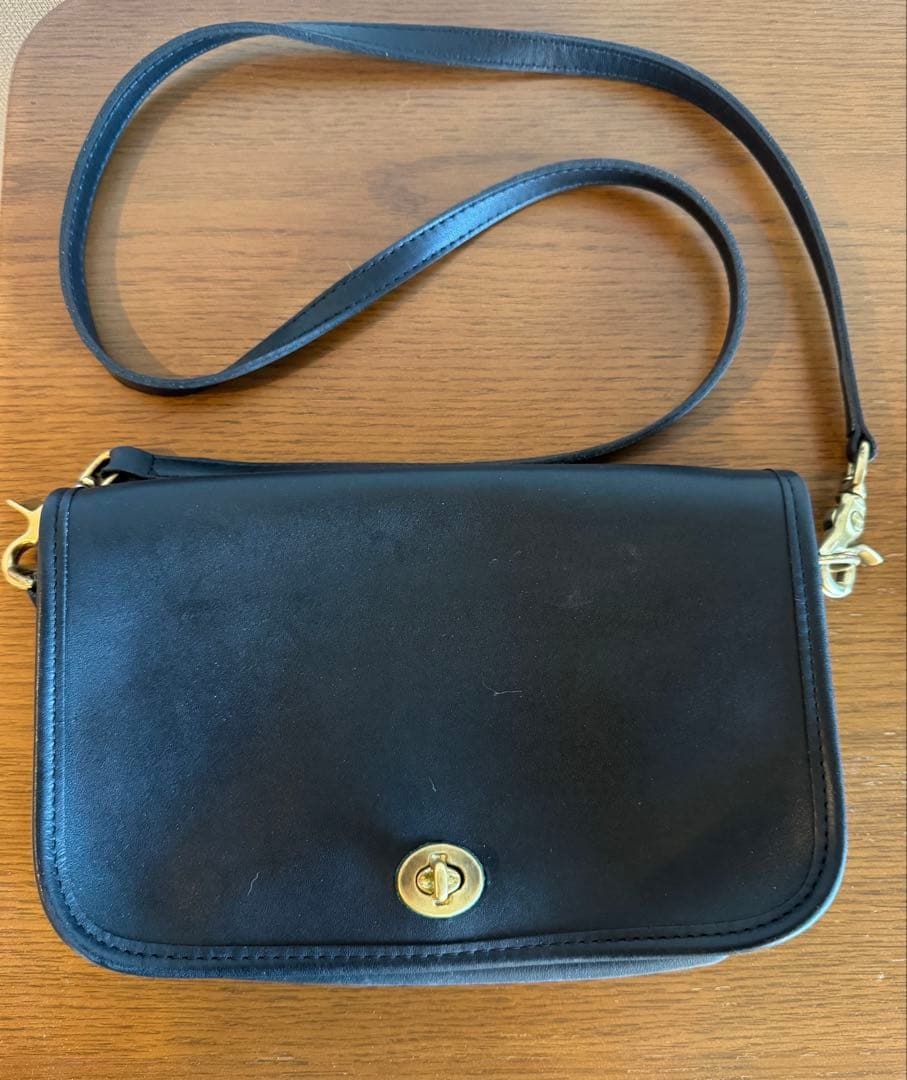 【オールドコーチ】ショルダーバッグ／ブラック