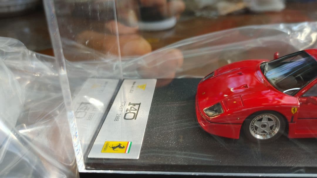 美品MAKE UP FerrariF40.1988 赤　1/43