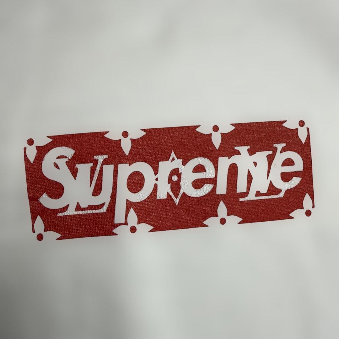 ルイヴィトン×シュプリーム　大きいサイズ　Tシャツ　XLサイズ　おそらく未着用品