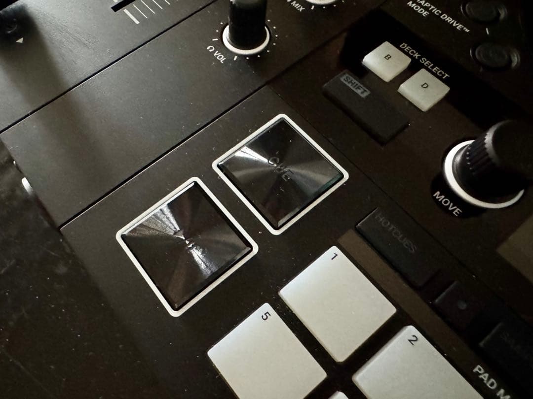 DJ機材 TRAKTOR KONTROL S4 mk3