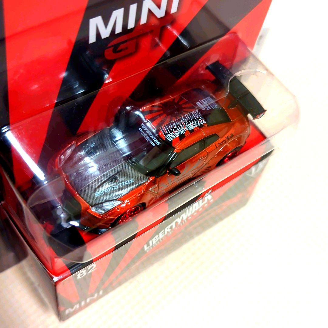 MINIGT LB WORKS NISSAN GT-R R35 トイザらス限定