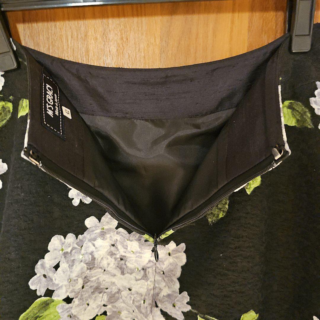 2024年AW♡紫陽花柄フレアスカート 黒　42サイズ