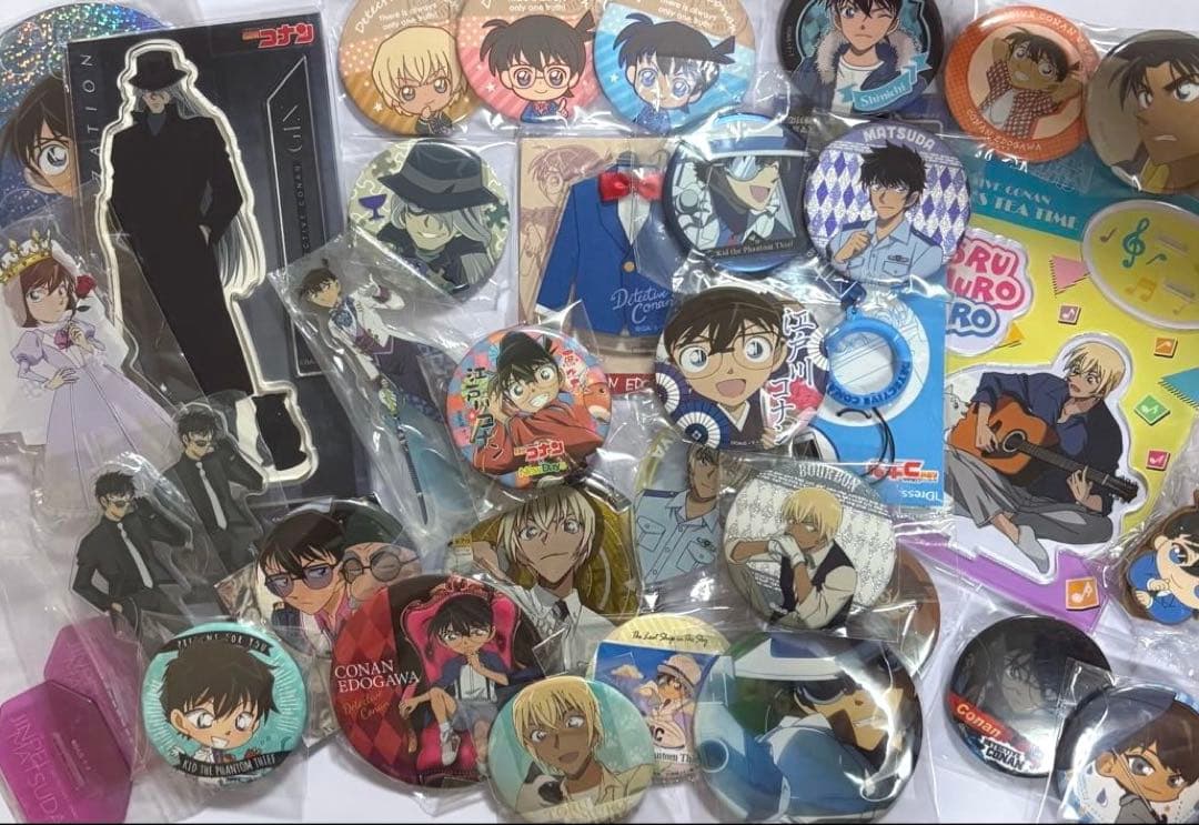 名探偵コナン グッズ まとめ売り 工藤新一 灰原哀 安室透 松田陣平 缶バッジ