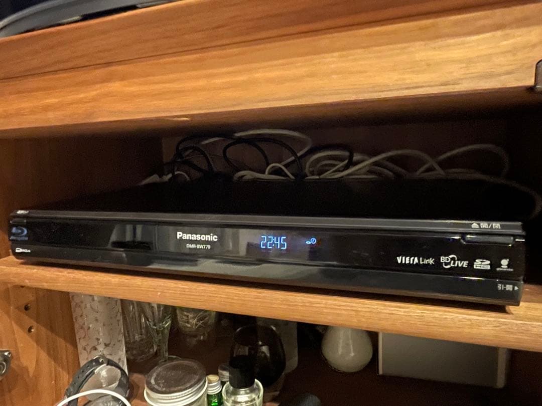 Panasonic製プラズマテレビTH-P50V1 ＋　Blu-rayレコーダー