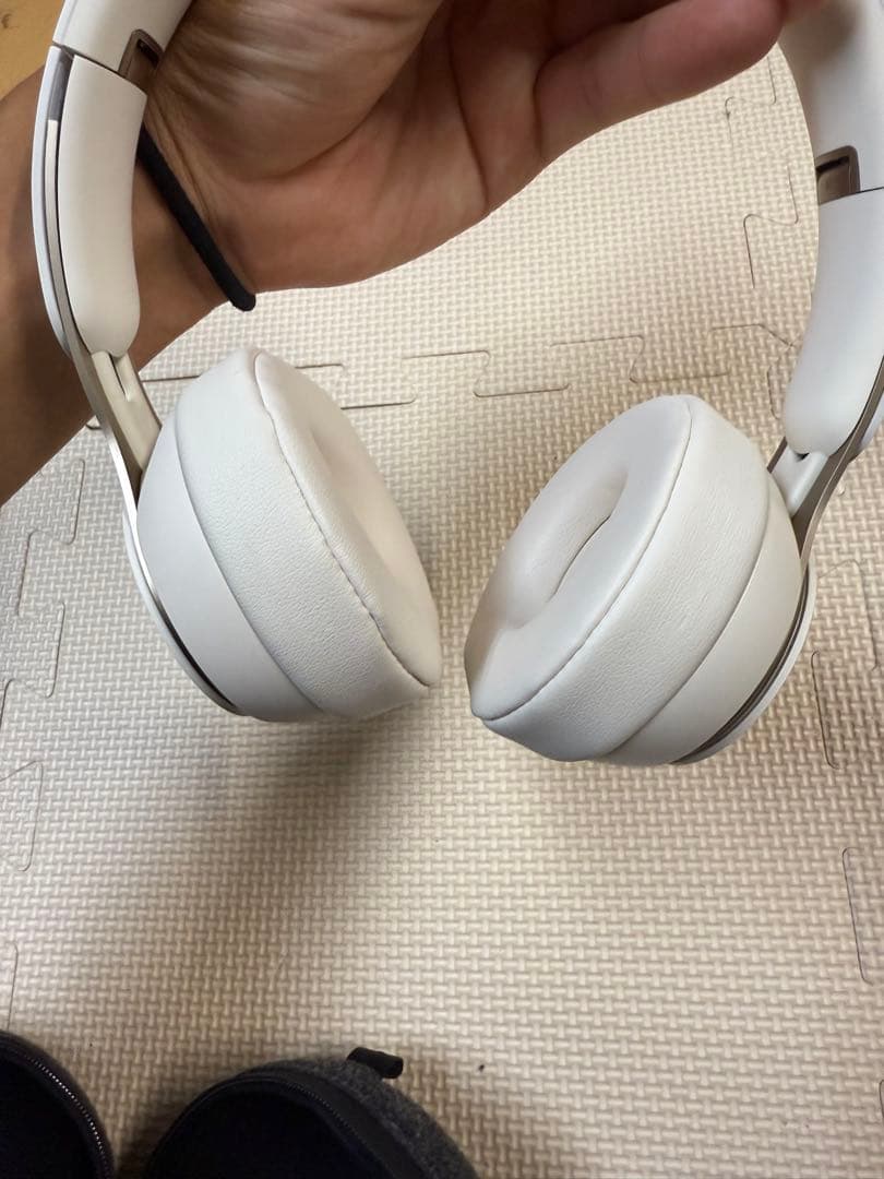 ヘッドホン Beats Solo pro