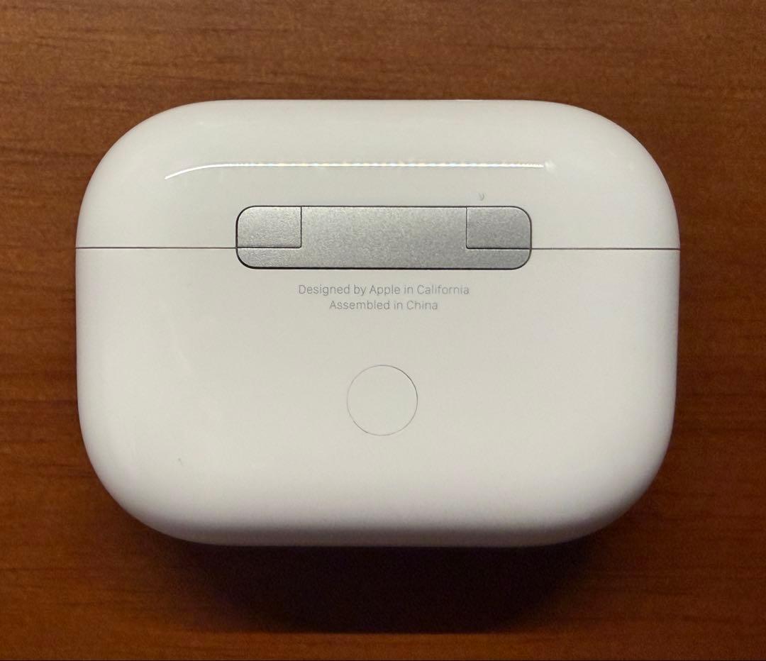 AirPods Pro2本体 充電ケース付き【ライトニング】