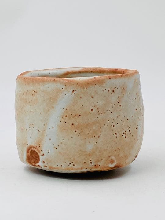 【玉置保夫】志野　茶碗　桐共箱　共布　栞　酒器　盃　岐阜県重要無形文化財保持者