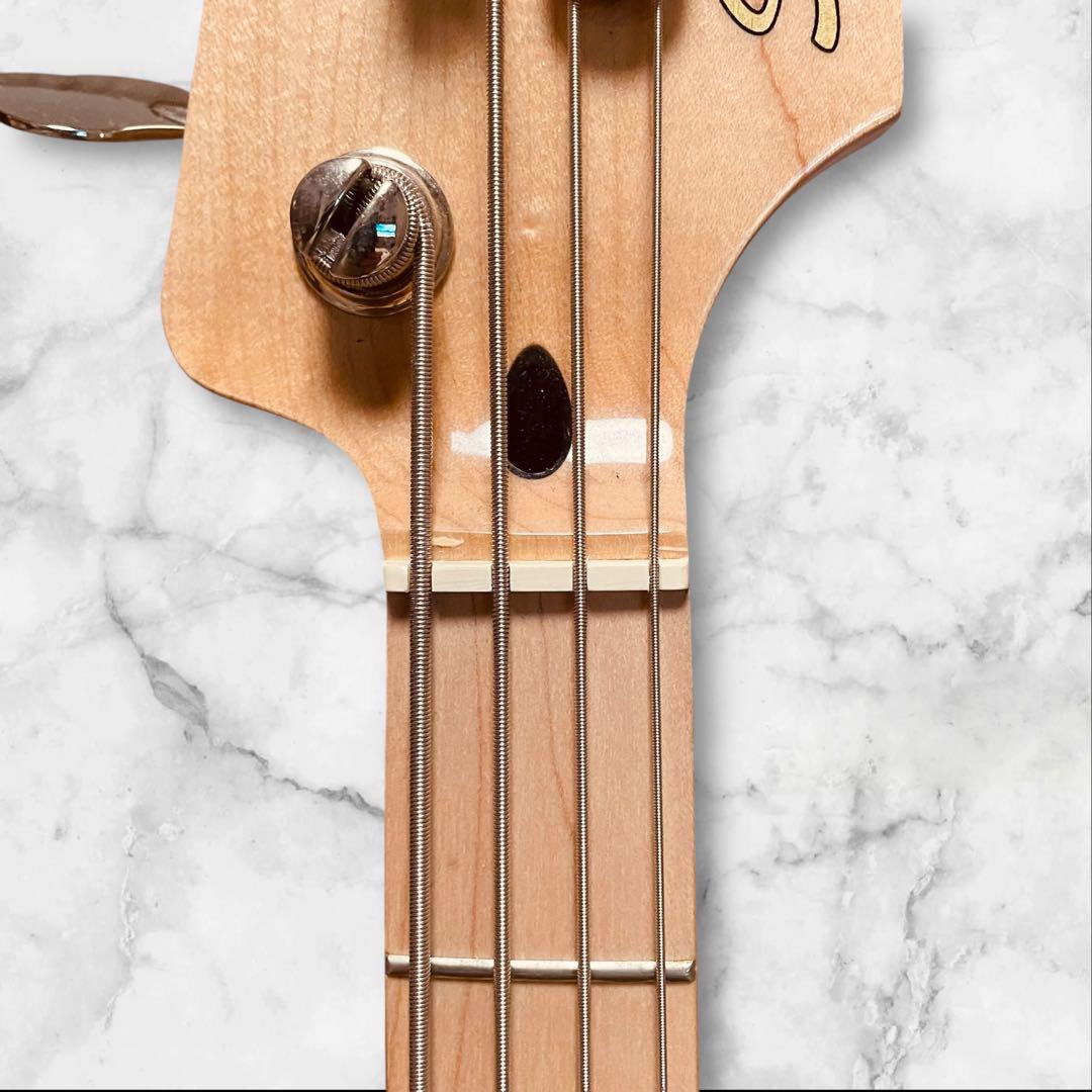 使用感少なめ SQUIRE by Fenderジャズベース ストラップ付き