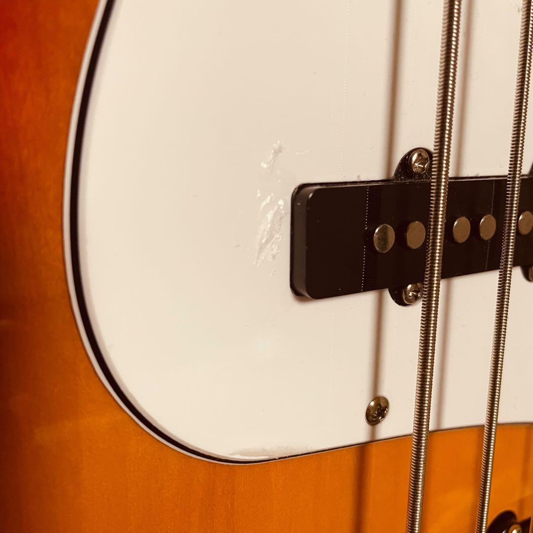 使用感少なめ SQUIRE by Fenderジャズベース ストラップ付き
