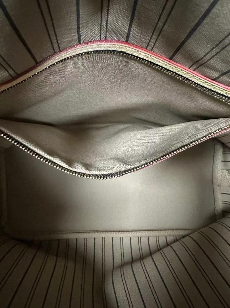 Louis Vuitton ルイヴィトン ネヴァーフル MM