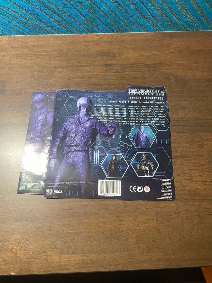 NECA ネカ ターミネーター T-1000 フィギュア