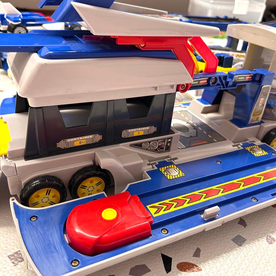 【新品電池交換済み】トミカ マグナムパトレーラー ハイパーブルーポリス おもちゃ