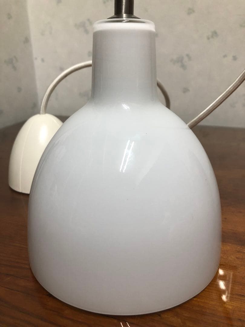 ルイスポールセン Louis Poulsen トルボーペンダントライト ホワイト