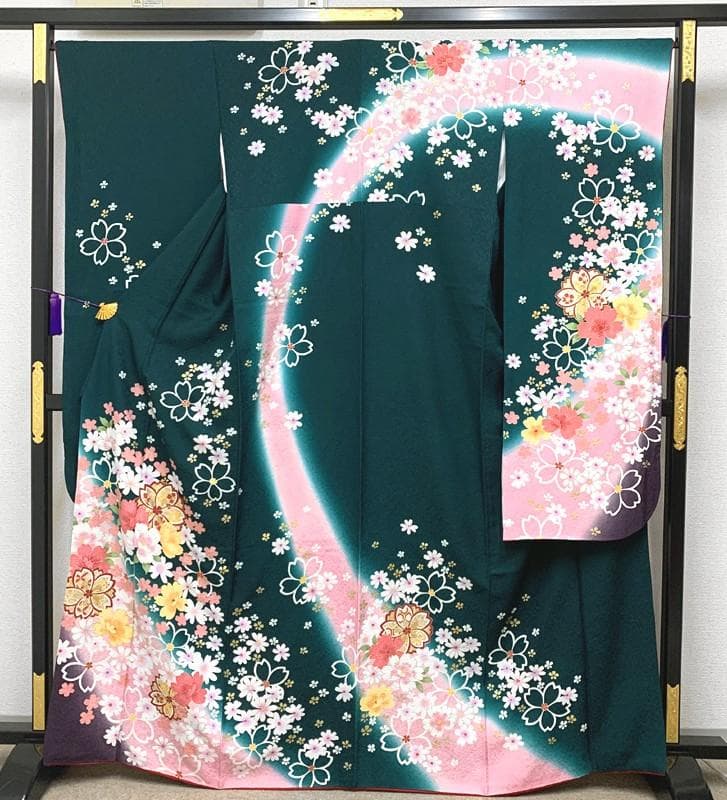 502z21.半衿〇京都きもの友禅 振袖 地紋 金彩 桜 花 緑〇美品 成人式