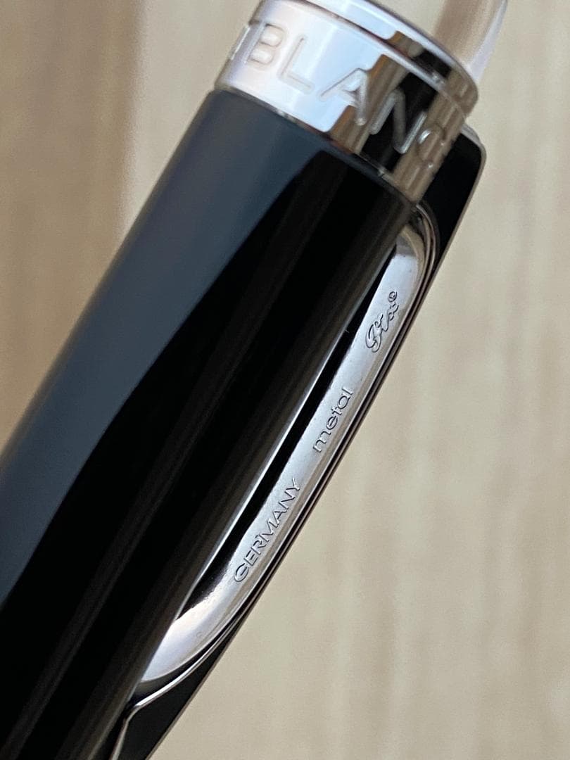 美品 モンブラン スターウォーカー ブラックレジンプラチナ ボールペン ドイツ製